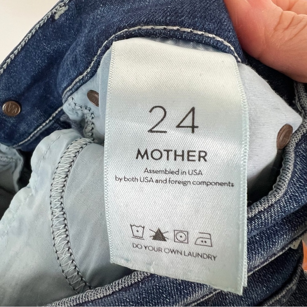 MOTHER Rascal Ankle Undone Step Fray Jeans in DARK GRAFFITI SIZE 24 - Picture 8 of 9